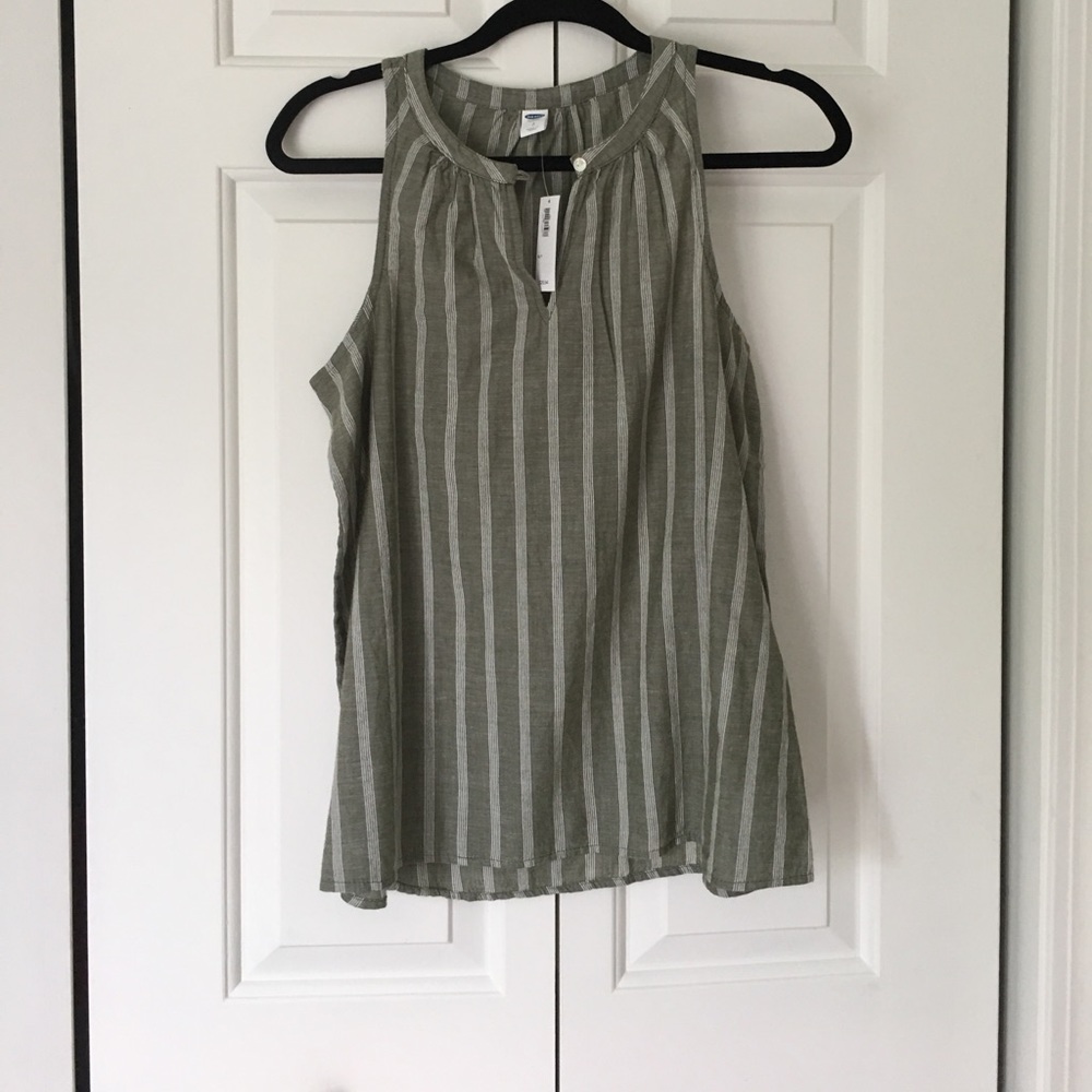 Old Navy sleeveless top