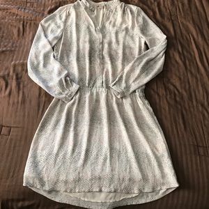 🌸NWOT Long sleeved dress