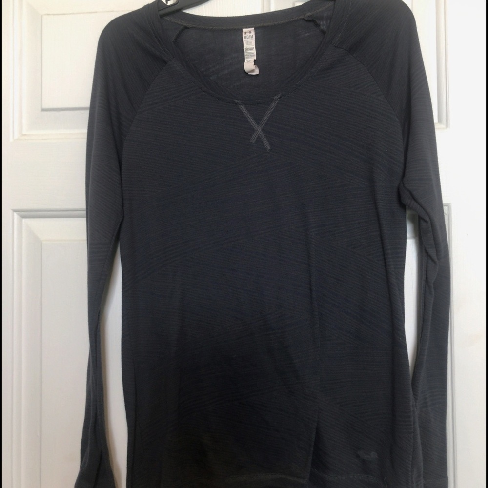 Under Armour long sleeve top