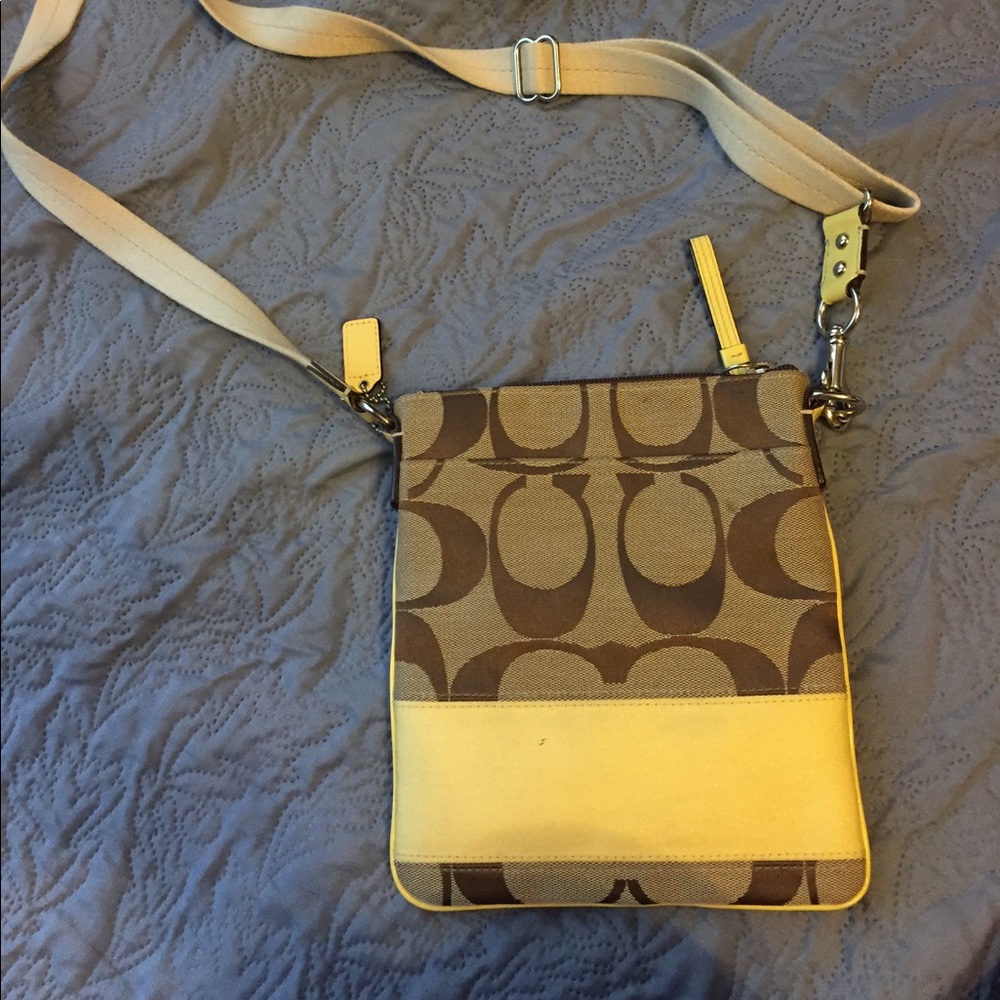 Coach Bag - Picture 3 of 3