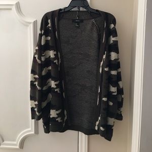 camo cardigan!