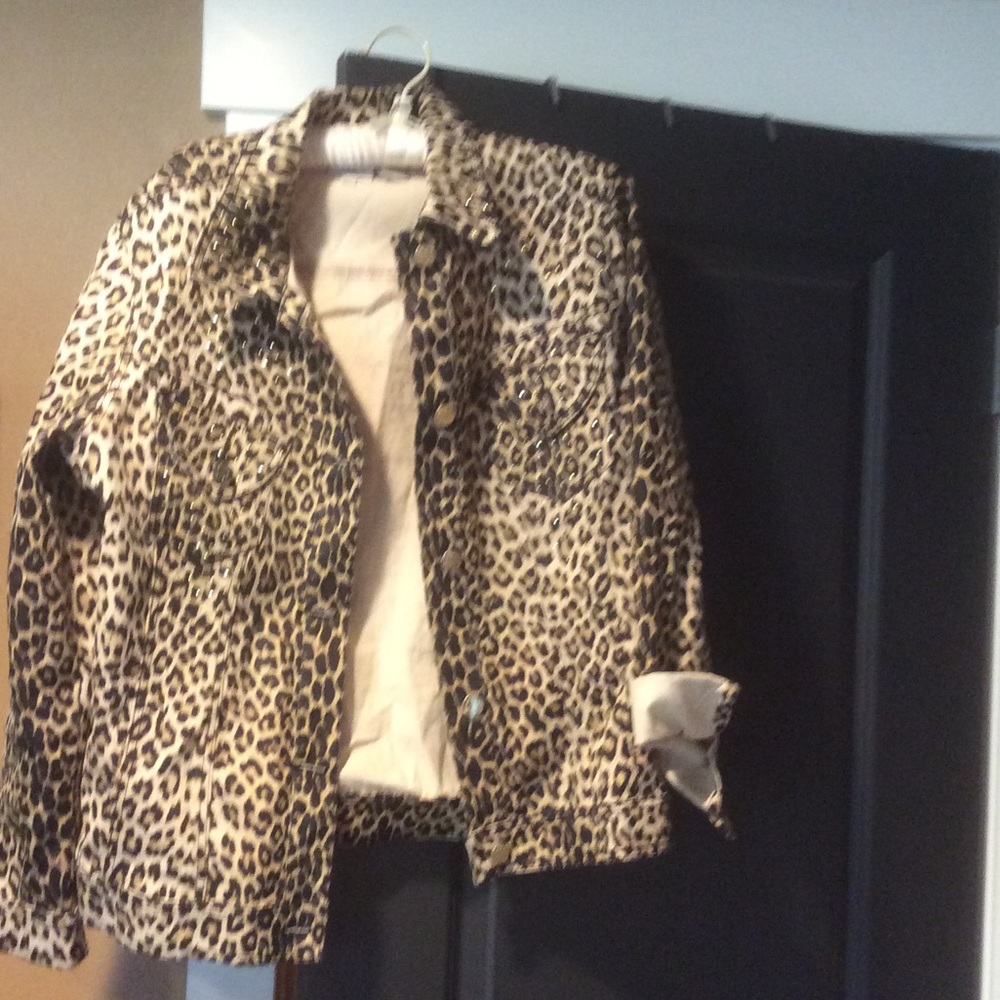 Leopard denim jacket