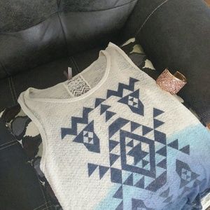 Vanity knit tank size L