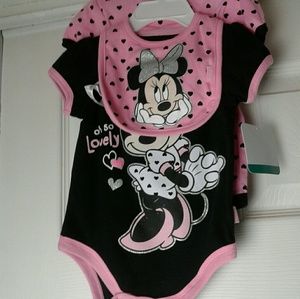 Any offers 2$ if BUNDLED