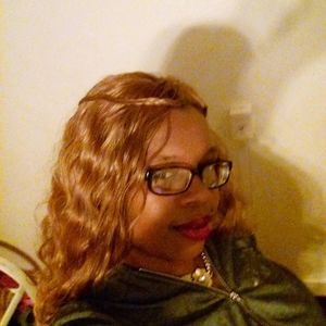 Meet your Posher, Becky