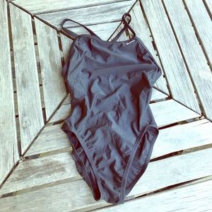 Nike one-piece swimsuit, black size 6