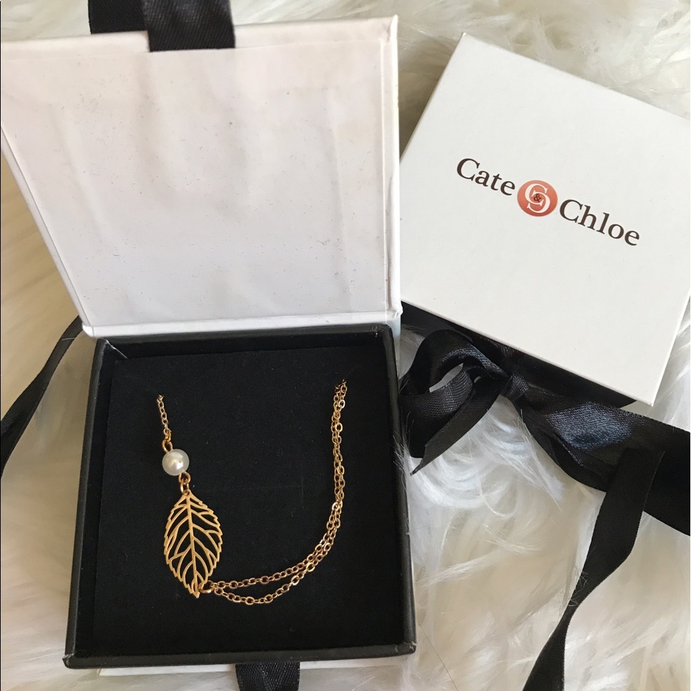 2 Piece Jewelry Set - Necklace & Bracelet