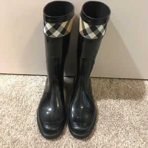Burberry rain boots