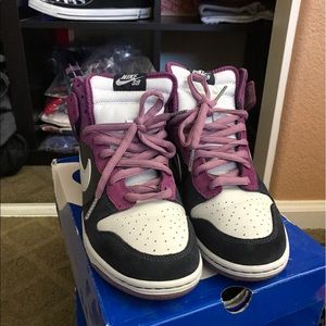 Nike sb dunk highs "unheaven gates"