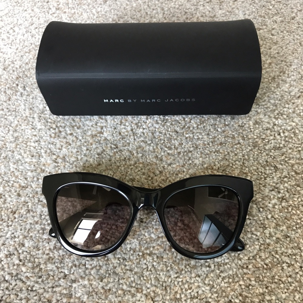 Marc by Marc Jacobs Cat Eye Sunglasses MMJ 350/S