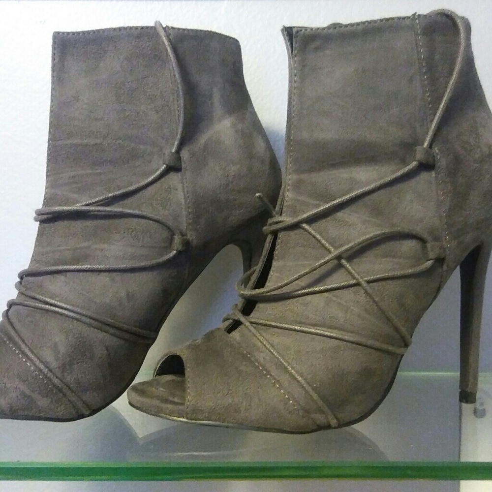 Booties - Picture 3 of 3
