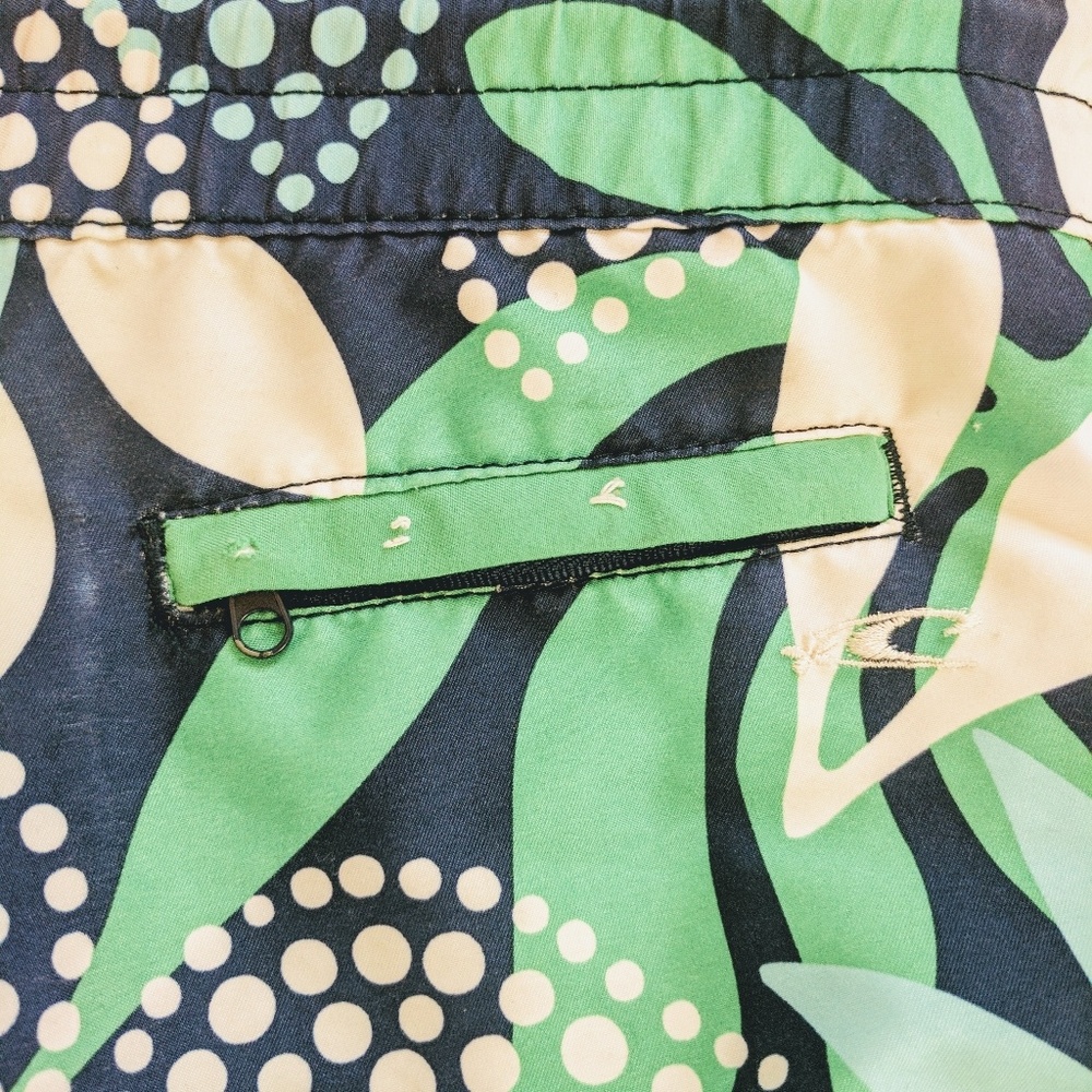 🎁 O'NEILL board shorts sz s 💙 - Picture 4 of 4