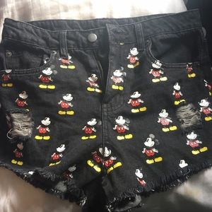 Mickey Mouse pattern jean shorts
