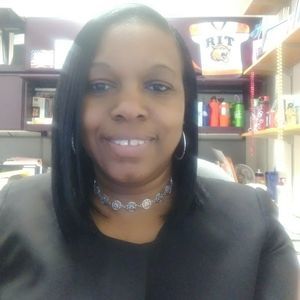 Meet your Posher, Rhonda