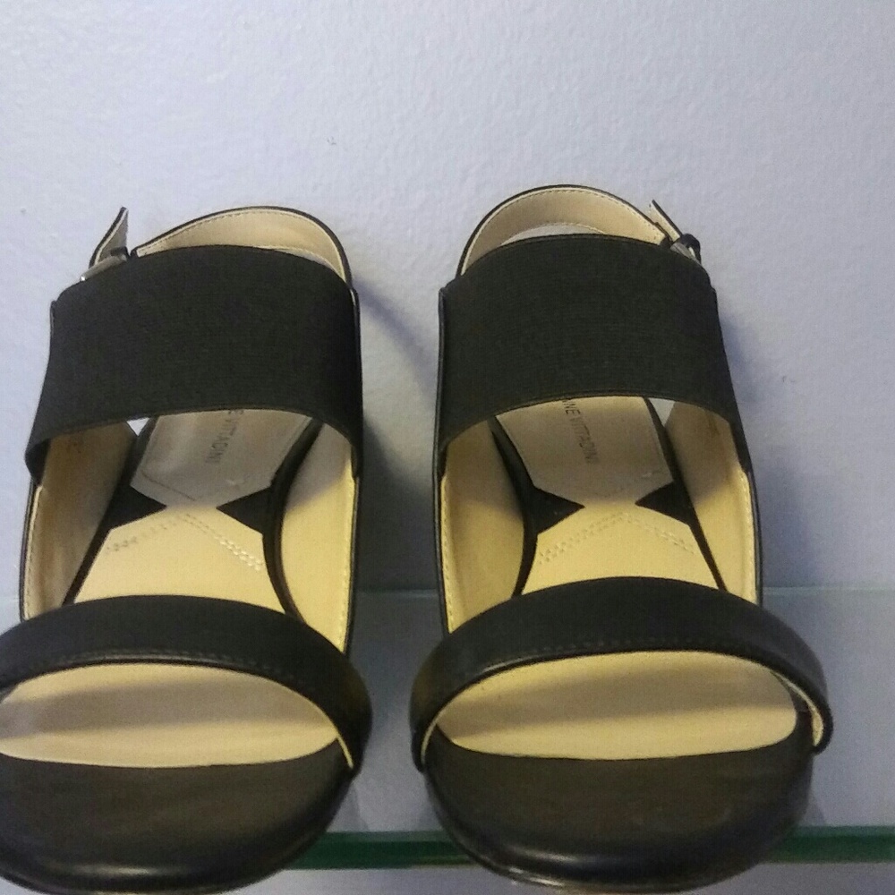 Sandals - Picture 4 of 4