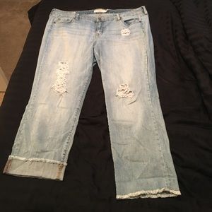 Torrid Boyfriend cropped jeans w/ lace