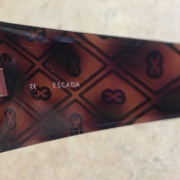 Escada tortoises shell & Gold ladies Sunglasses