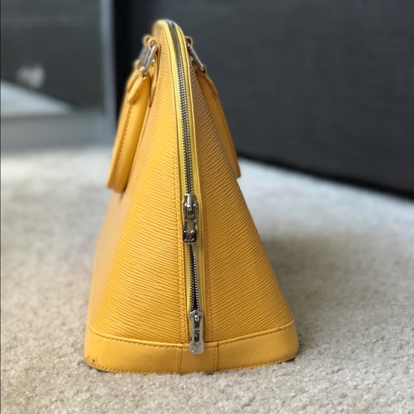 Louis Vuitton alma - Picture 3 of 6