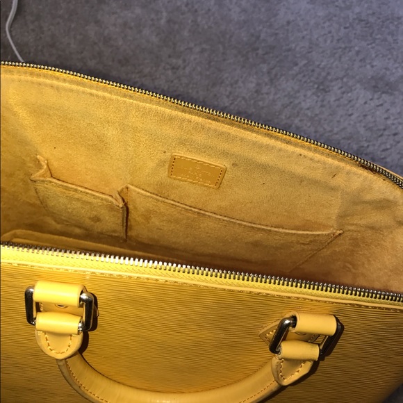 Louis Vuitton alma - Picture 4 of 6