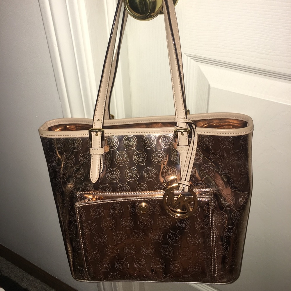 Mk purse