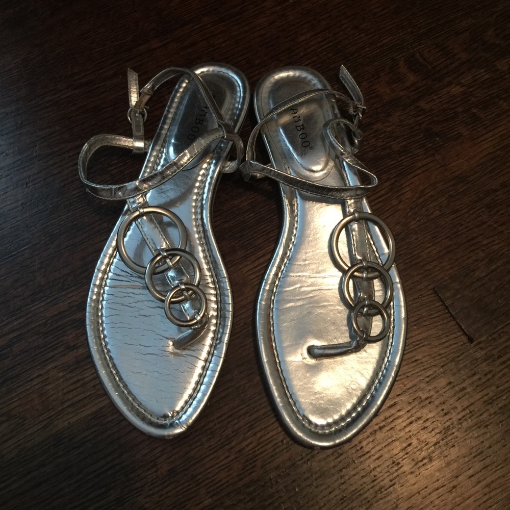Silver strappy sandal