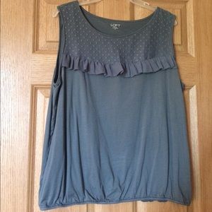 XL sleeveless top with elastic bottom