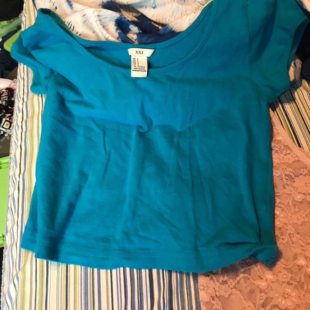 Crop tops