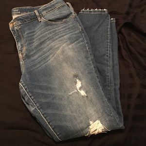 Ava & Viv women's jeans with destruction