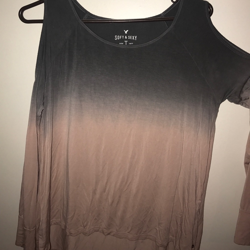 Cold shoulder top