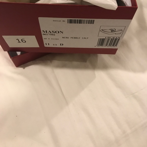 Shoe box - Picture 2 of 4