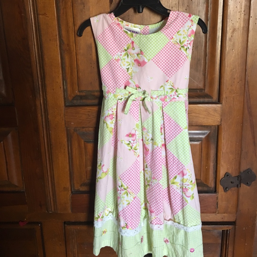 Girl's patchwork pattern sundress - Picture 2 of 4