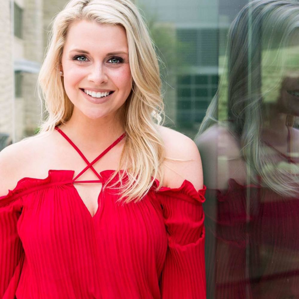 Meet your Posher, Taylor