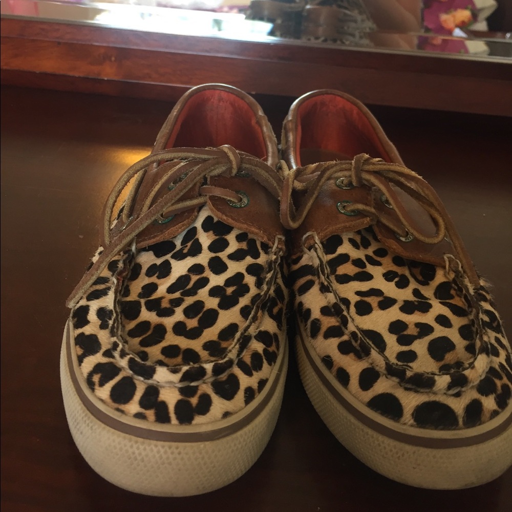 Sperry cheetah top-sider