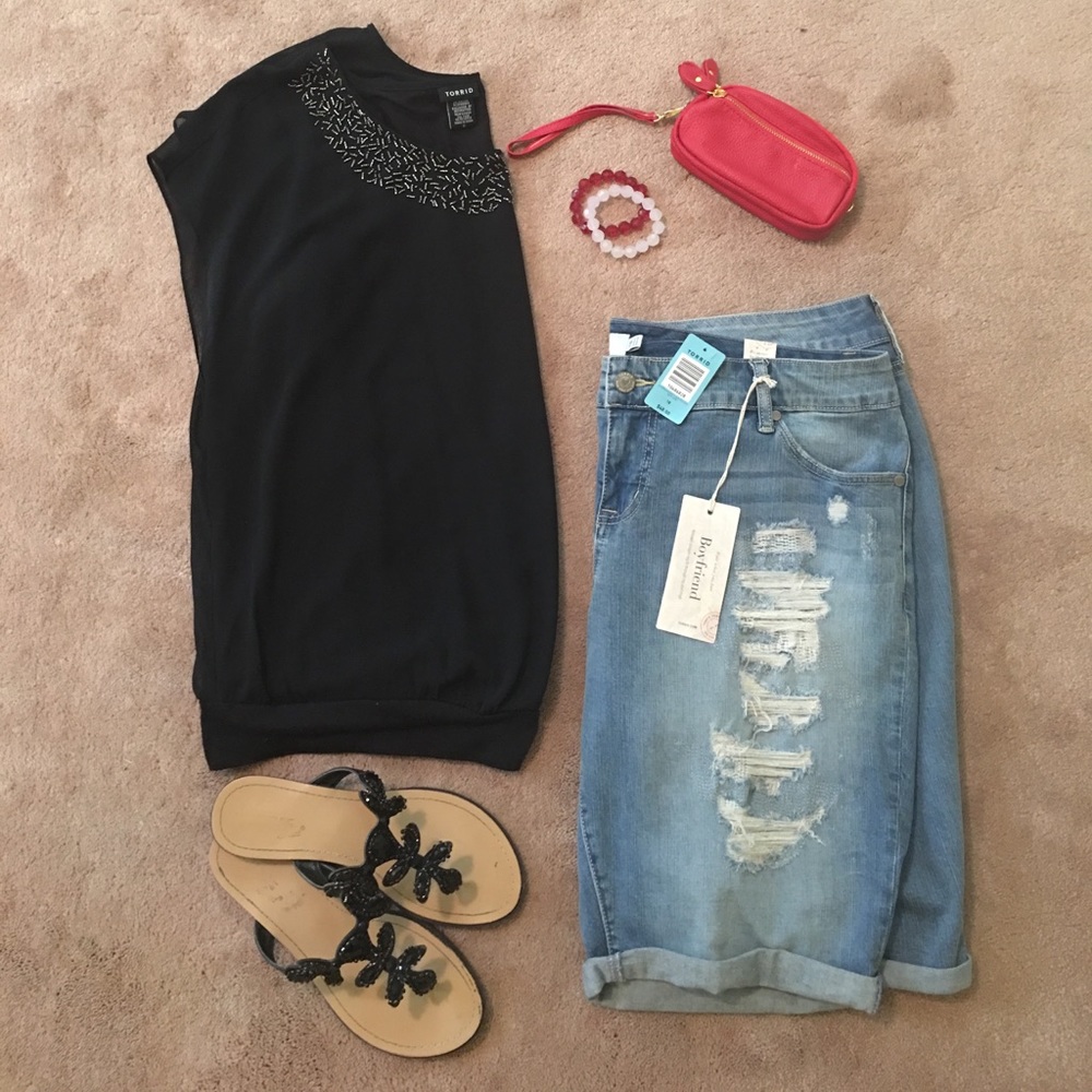 Distressed Boyfriend Bermuda Shorts