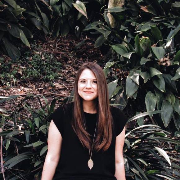 Meet your Posher, Jessica - Picture 1 of 1