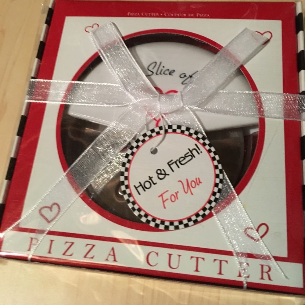 23 Pizza cutters "LOVE"