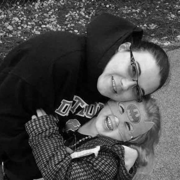 Meet your Posher, Julia - Picture 1 of 1