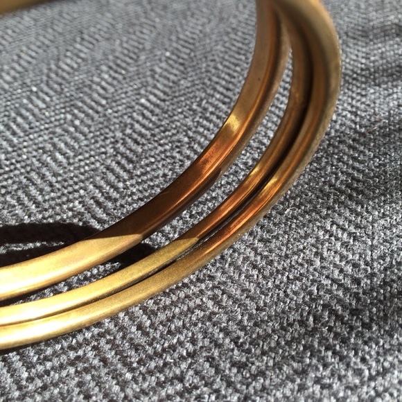 Set of 3 Vintage Bangle Bracelets - Picture 3 of 6