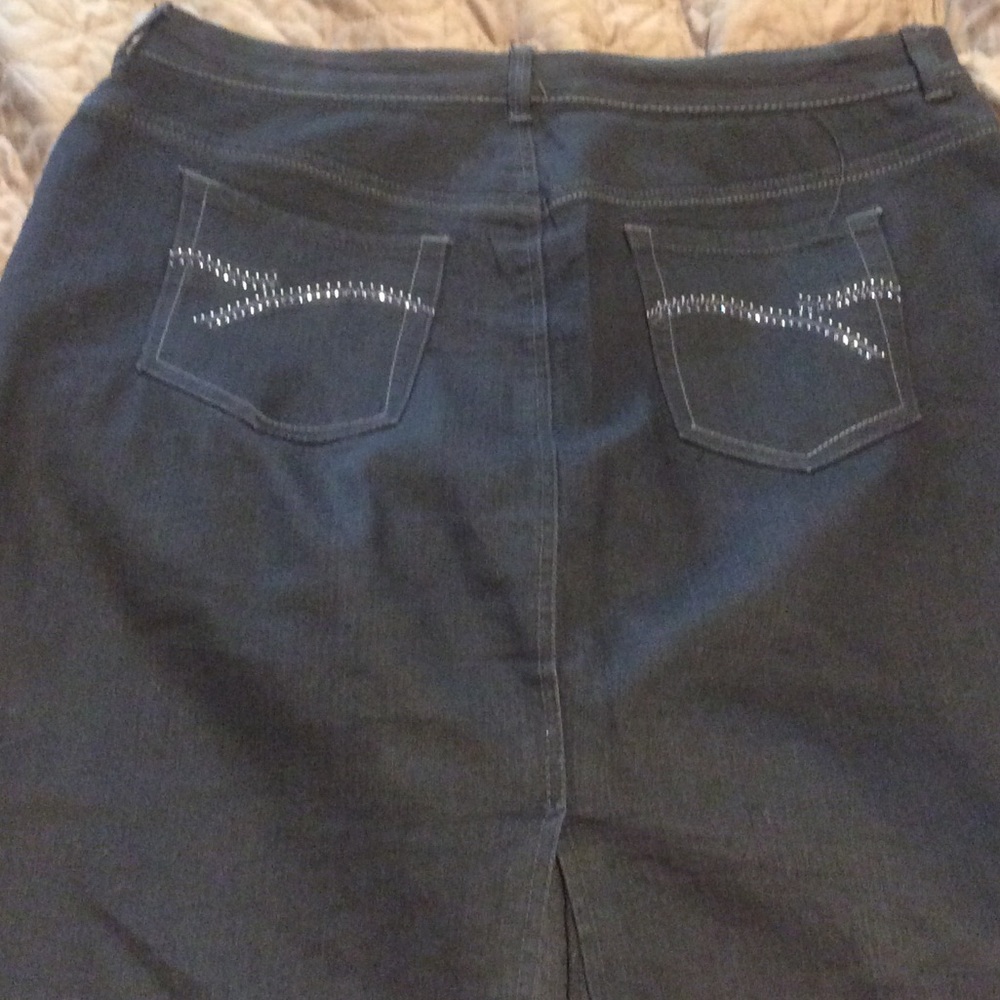 Black denim w some bling on the butt