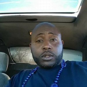 Meet your Posher, Troy