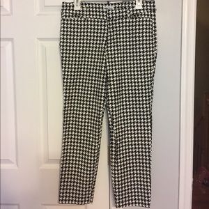 Old Navy Herringbone Ankle-Length Pixie Pants
