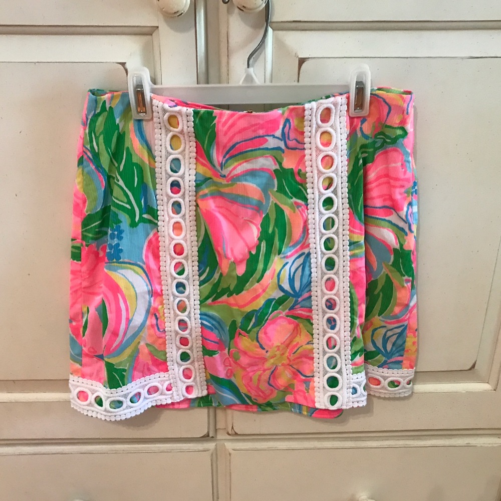 LILLY PULITZER SKIRT NEVER WORN