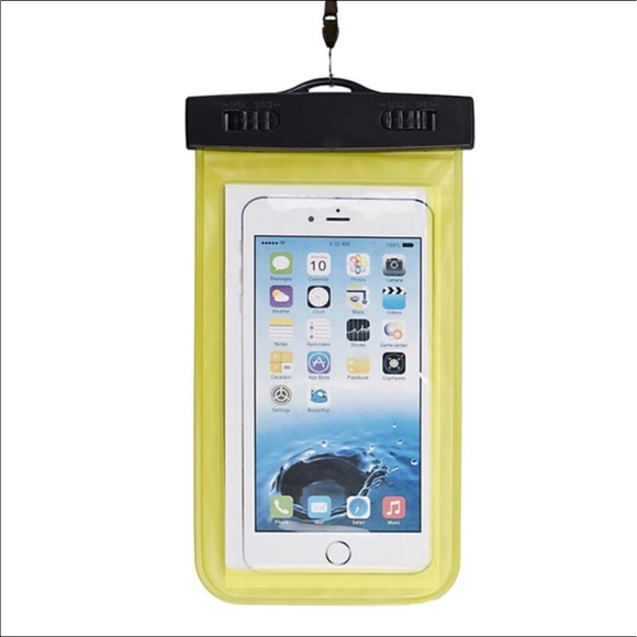 Universal Waterproof Phone Protector - Picture 4 of 5