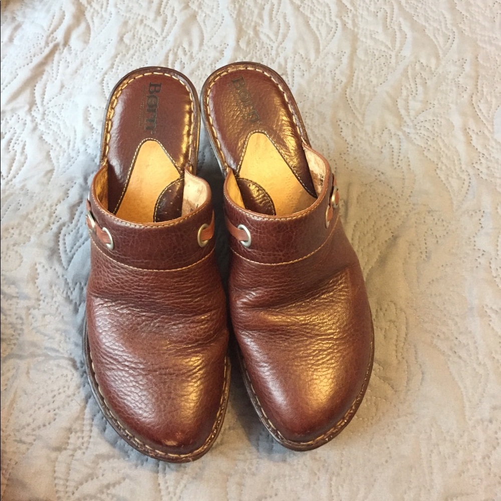 Born Clogs