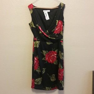 Trina Turk 💯silk, lined,  black floral sz 10🌷🌹