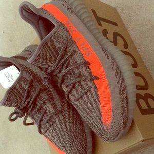 Adidas Yeezy Boost 350 V2 beluga