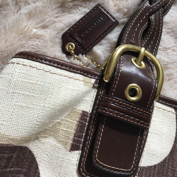 Coach Classic C Bag - Picture 2 of 8