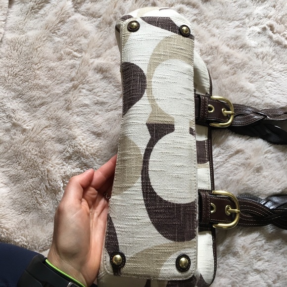 Coach Classic C Bag - Picture 6 of 8