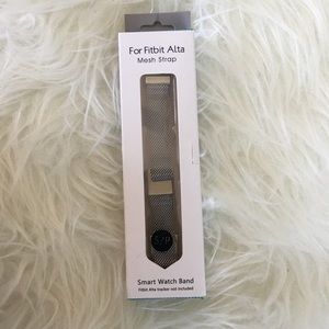 Fitbit Alta silver mesh band NWT
