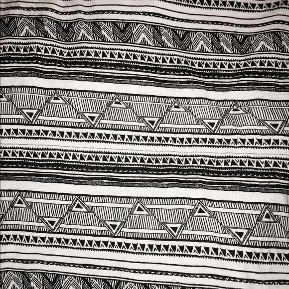 PRINT TOP - Picture 2 of 2